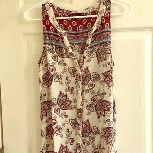 Sleeveless, paisley print blouse